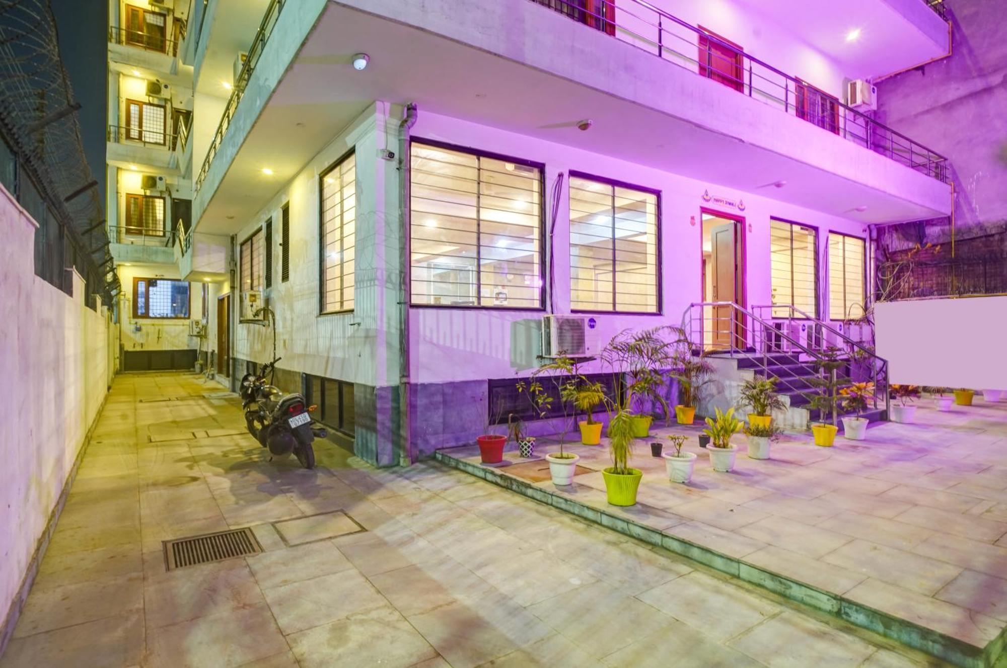 Hotel The York Noida Exteriör bild